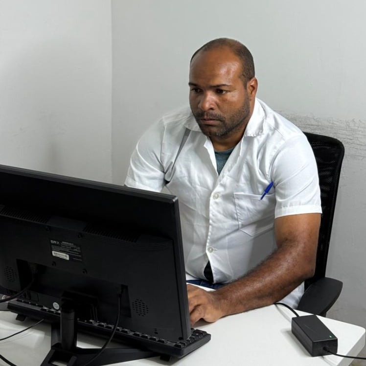 Luiz Carlos - Técnico em enfermagem